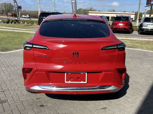 New 2026 Buick Envista Avenir image 5