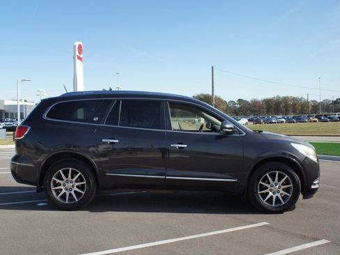 Used 2017 Buick Enclave Leather image 14
