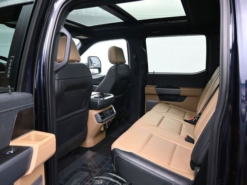 Used 2021 Ford F150 Lariat w/ FX4 Off-Road Package image 27