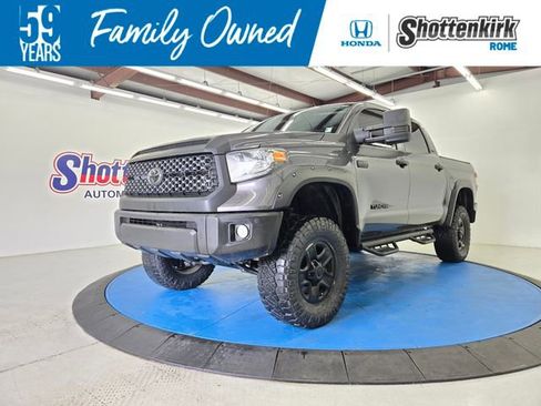 Used 2021 Toyota Tundra SR5 AWD/4WD image 1
