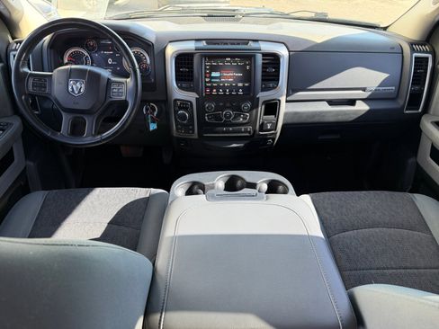 Used 2018 RAM 1500 Big Horn AWD/4WD image 15