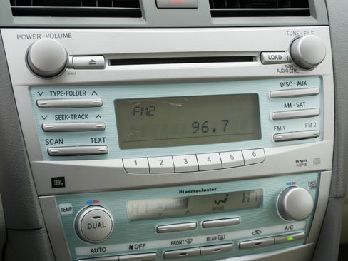 Used 2007 Toyota Camry Hybrid image 22