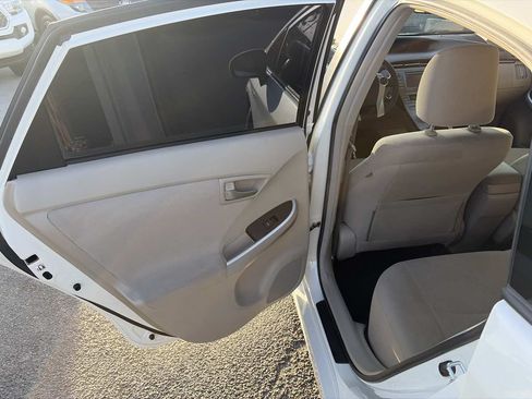 Used 2013 Toyota Prius Three FWD image 11