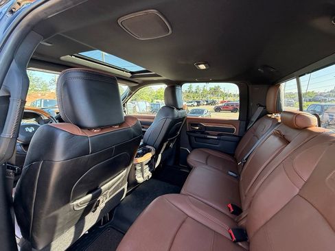 Used 2022 RAM 2500 Limited AWD/4WD image 28