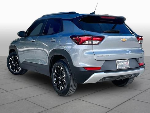 Used 2023 Chevrolet TrailBlazer LT FWD image 12