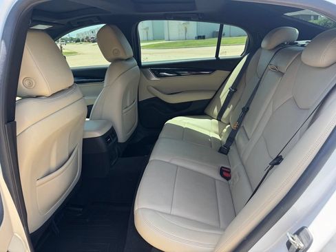Used 2023 Cadillac CT5 Luxury AWD/4WD image 7
