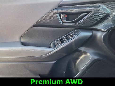 Used 2024 Subaru Crosstrek 2.0i Premium image 21