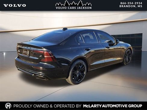 Certified 2022 Volvo S60 T8 R-Design w/ Advanced Package image 4