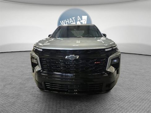 Certified 2024 Chevrolet Traverse RS w/ LPO, Floor Liner Package image 9