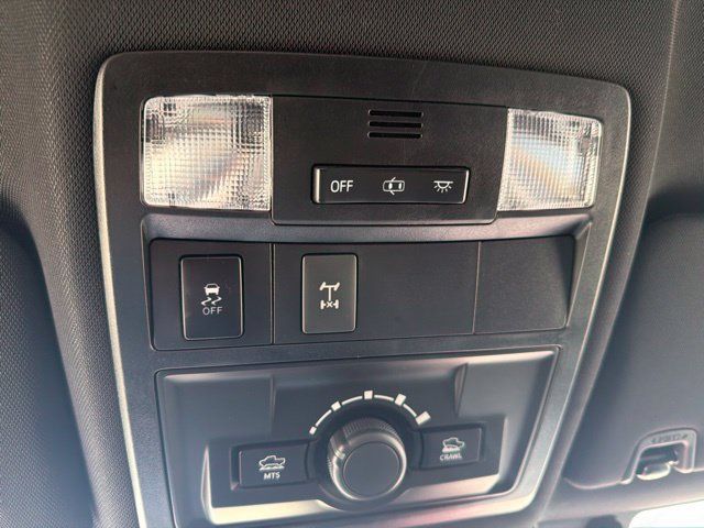 Used 2018 Toyota Tacoma TRD Off-Road AWD/4WD image 56