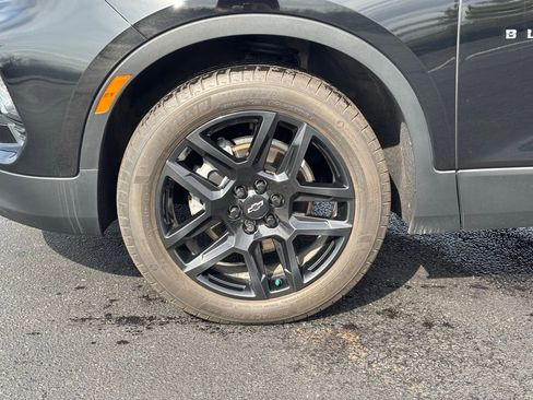 Used 2024 Chevrolet Blazer LT w/ Convenience Package image 11