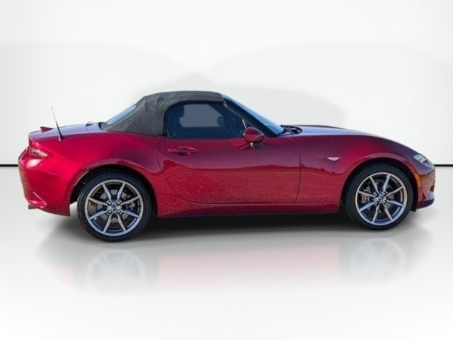 Used 2023 MAZDA MX-5 Miata Grand Touring RWD image 3