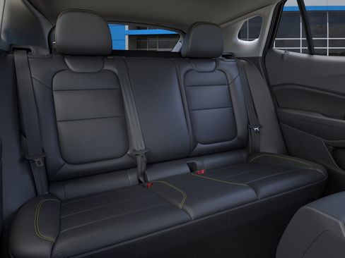 New 2026 Chevrolet Trax ACTIV w/ Sunroof Package image 41