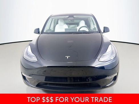 Used 2024 Tesla Model Y Long Range image 2