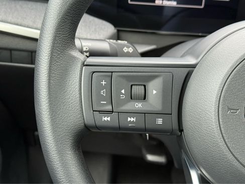 Used 2026 Nissan Kicks SV w/ SV Premium Package AWD/4WD image 25
