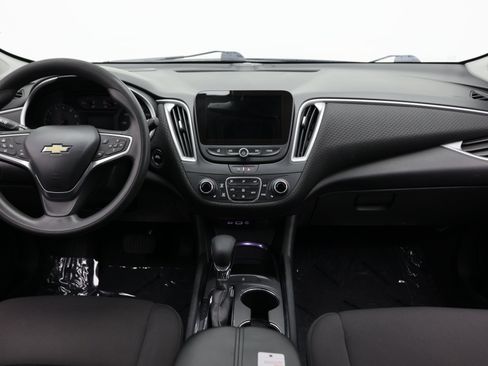 Used 2023 Chevrolet Malibu LT FWD image 35