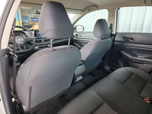 Used 2025 Nissan Altima 2.5 S FWD image 36