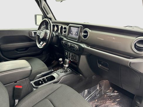 Used 2021 Jeep Wrangler Unlimited Sahara AWD/4WD image 42
