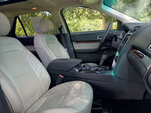 Used 2016 Ford Explorer Platinum AWD/4WD image 15