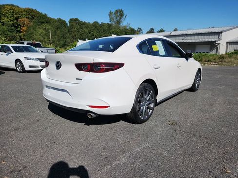 Used 2021 MAZDA MAZDA3 s image 4