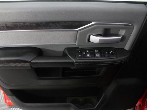 Used 2019 RAM 2500 Big Horn image 13