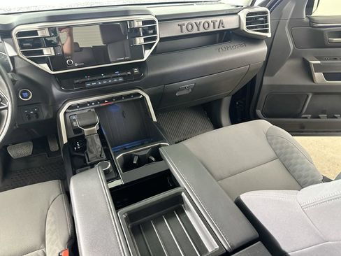 Used 2023 Toyota Tundra SR5 w/ SR5 Convenience Package AWD/4WD image 19