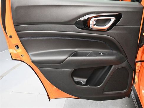 New 2026 Jeep Compass Latitude image 14