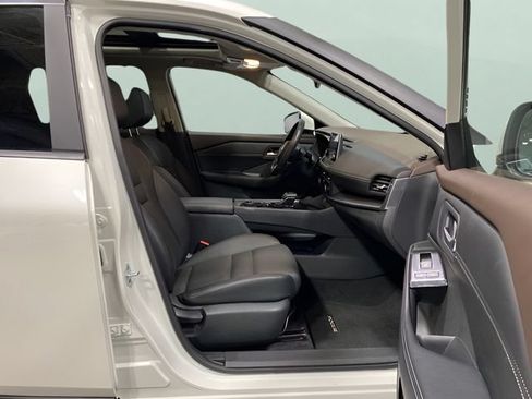 Certified 2023 Nissan Rogue SV w/ SV Premium B Package AWD/4WD image 29