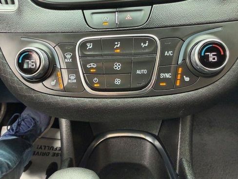 Used 2025 Chevrolet Malibu LT FWD image 25