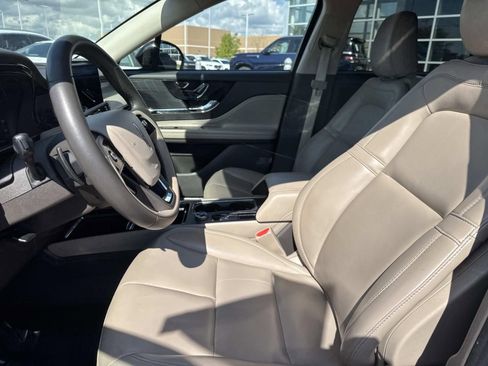 Used 2022 Lincoln Corsair FWD image 15