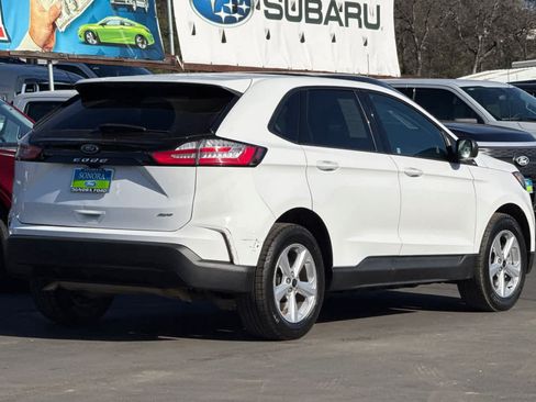 Used 2024 Ford Edge SE w/ Cargo Accessory Package image 4