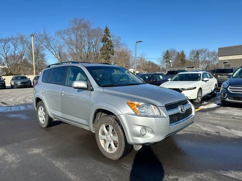 Used 2011 Toyota RAV4 Limited image 15