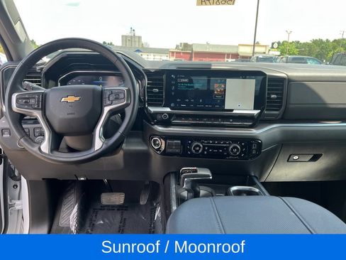 Used 2024 Chevrolet Silverado 1500 LTZ w/ LTZ Premium Package AWD/4WD image 15