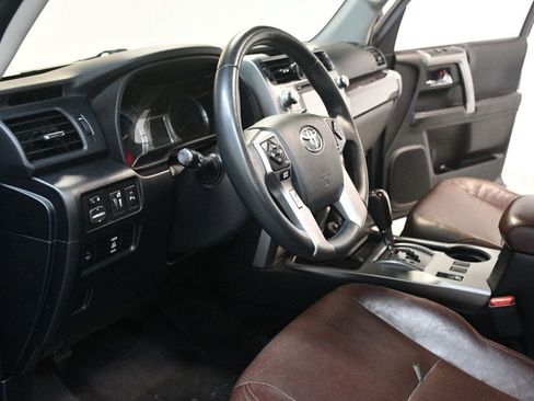 Used 2015 Toyota 4Runner Limited AWD/4WD image 26