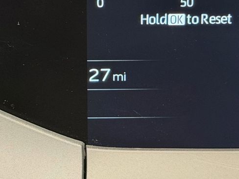 New 2026 Toyota Prius LE image 17