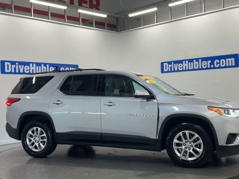 Used 2019 Chevrolet Traverse LT FWD image 3