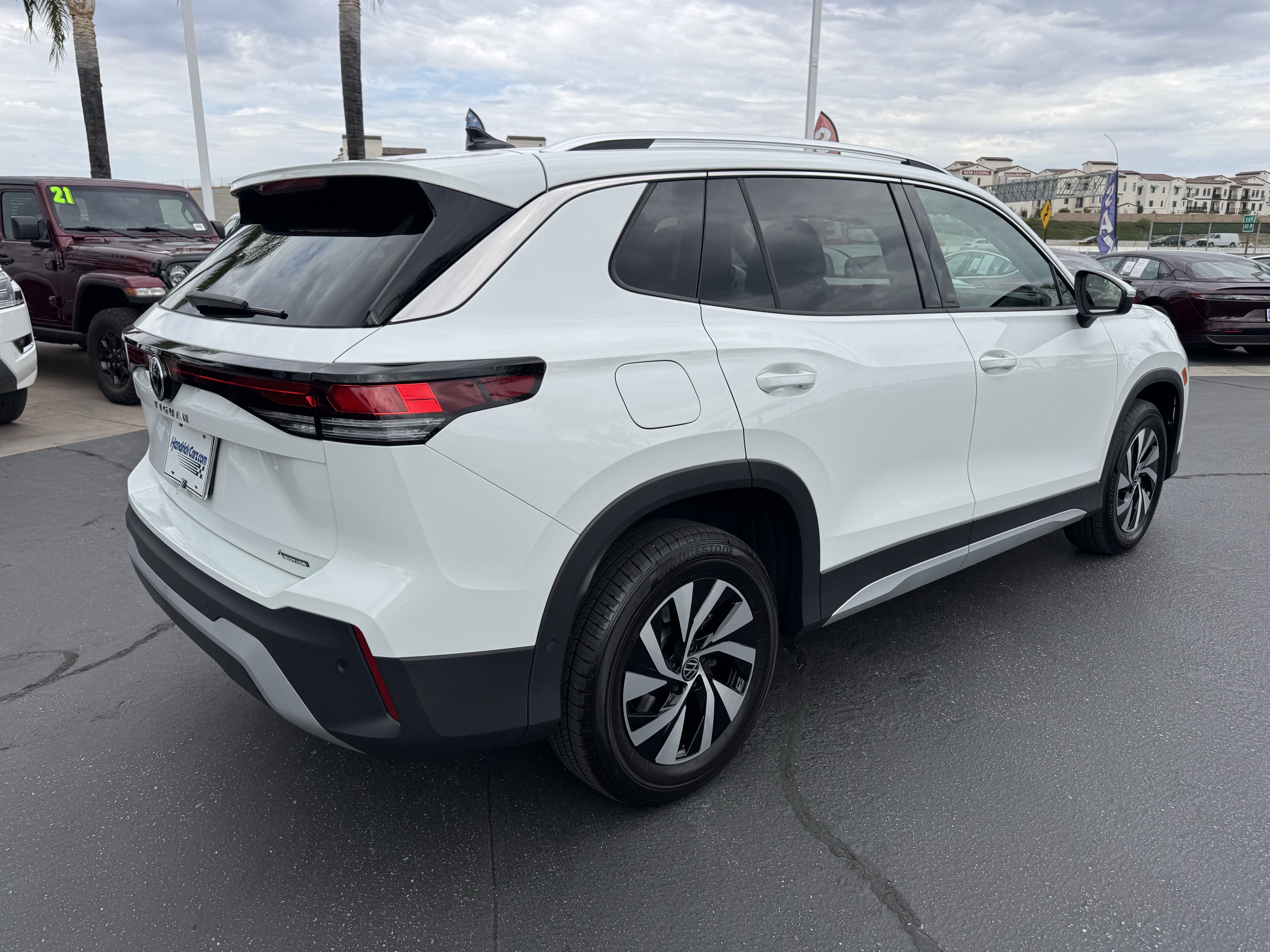 Certified 2025 Volkswagen Tiguan S AWD/4WD image 8