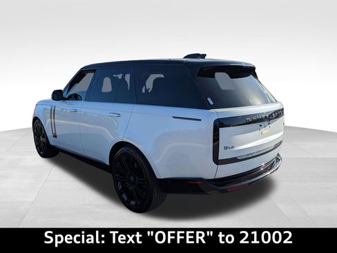 Used 2023 Land Rover Range Rover SE image 6