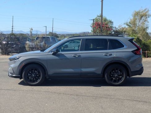 Used 2025 Honda CR-V Sport-L image 9