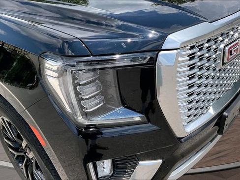 Used 2024 GMC Yukon Denali AWD/4WD image 28
