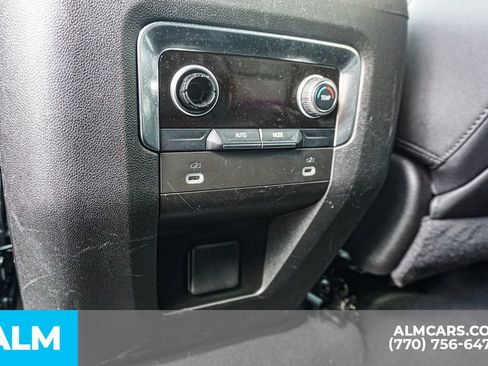 Used 2024 Chevrolet Suburban LT RWD image 62