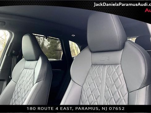 New 2025 Audi SQ5 Premium Plus image 9