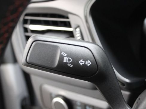 Used 2025 Ford Escape ST-Line FWD image 21