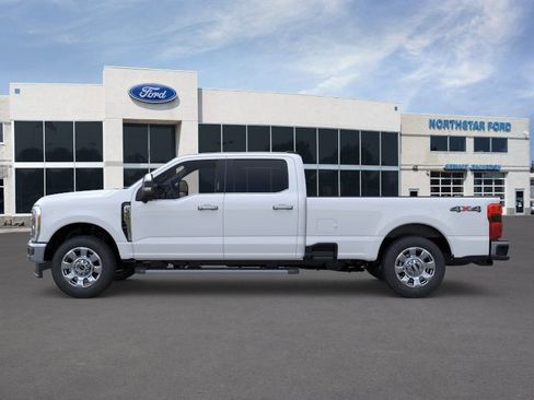 New 2026 Ford F350 Lariat w/ Chrome Package AWD/4WD image 3
