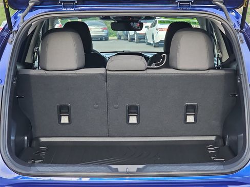 Certified 2025 Subaru Crosstrek 2.0i Premium image 12