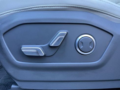 Used 2025 Hyundai Santa Fe SEL image 23