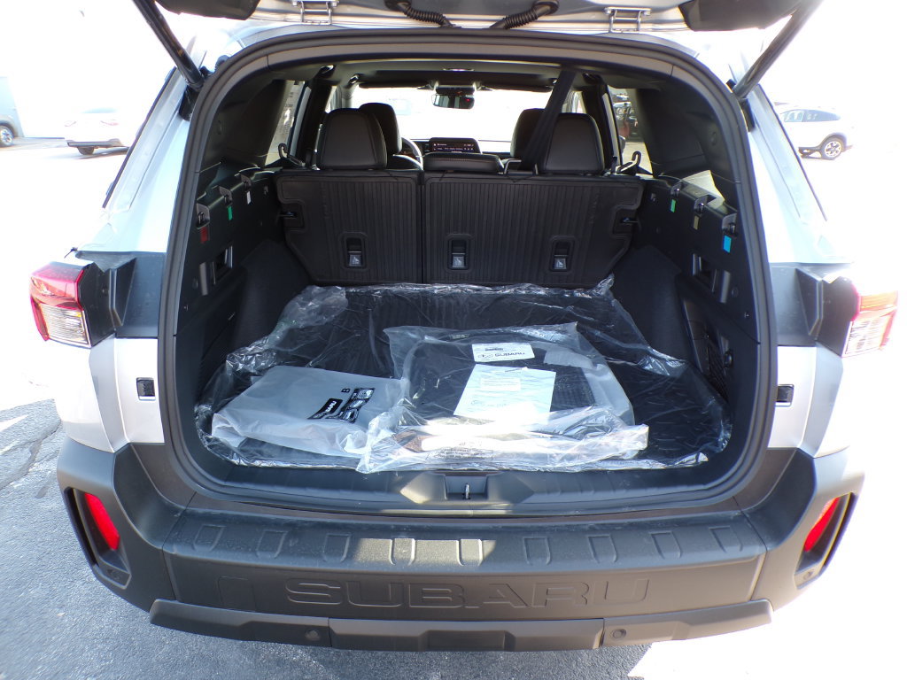 New 2026 Subaru Outback Wilderness w/ Wilderness Package AWD/4WD image 7