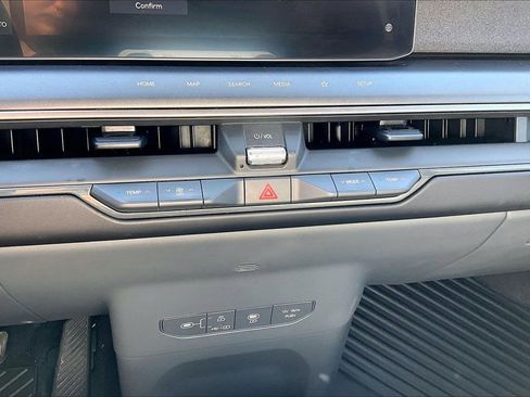 Used 2024 Kia EV9 Light Long Range image 15