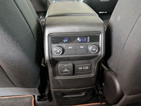 Certified 2023 GMC Acadia AT4 image 11