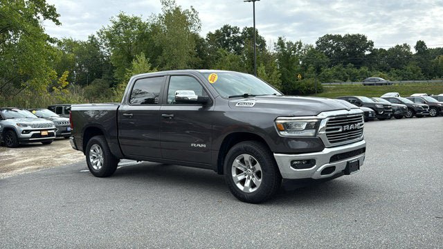 Used 2023 RAM 1500 Laramie AWD/4WD image 2